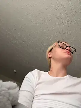 sluttypumpkin online show from November 2025 12:42:02 PM