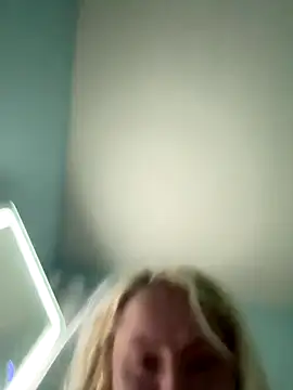 sluttypumpkin online show from September 2025 03:10:02 AM