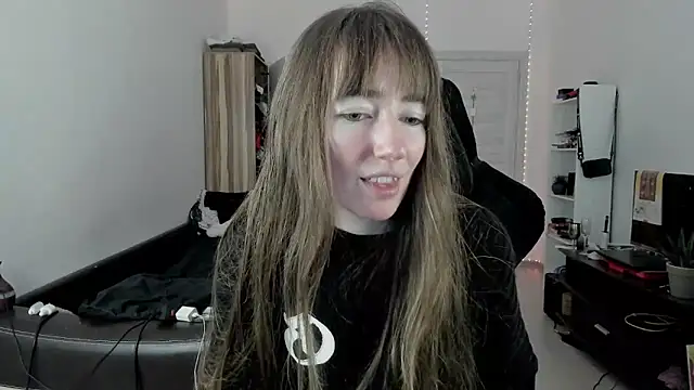 Snapshot of bekkawell chatting on October 2025 09:34:01 AM bekkawell online show from October 2025 09:34:01 AM