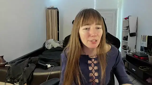 Snapshot of bekkawell chatting on September 2025 12:55:01 PM bekkawell online show from September 2025 12:55:01 PM