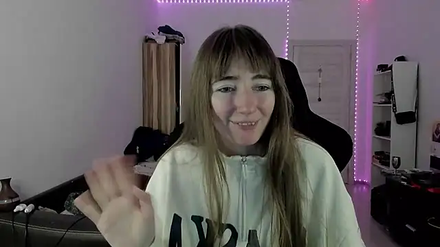 Snapshot of bekkawell chatting on October 2025 05:05:01 PM bekkawell online show from October 2025 05:05:01 PM