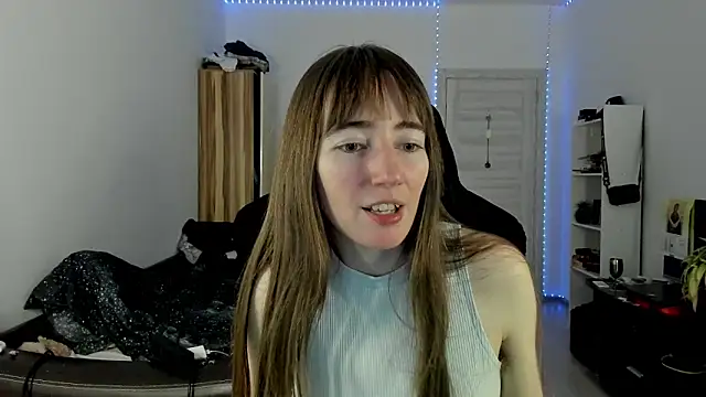 Snapshot of bekkawell chatting on October 2025 03:01:02 PM bekkawell online show from October 2025 03:01:02 PM