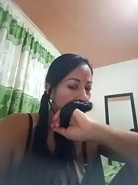 SamanthaLuz online show from March 2025 06:48:02 AM