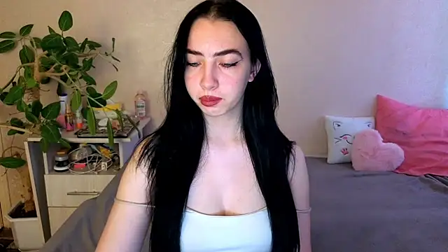 Snapshot of WildKittenX_ chatting on June 2026 03:56:01 AM WildKittenX online show from June 2026 03:56:01 AM