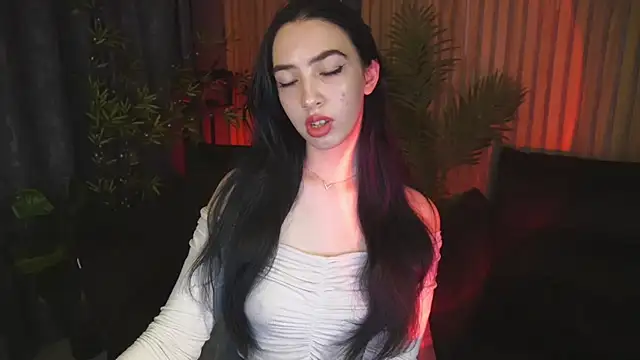 Snapshot of WildKittenX_ chatting on November 2025 06:50:01 AM WildKittenX online show from November 2025 06:50:01 AM