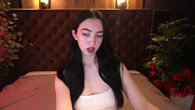 WildKittenX  online show from April 2026 05:43:02 AM