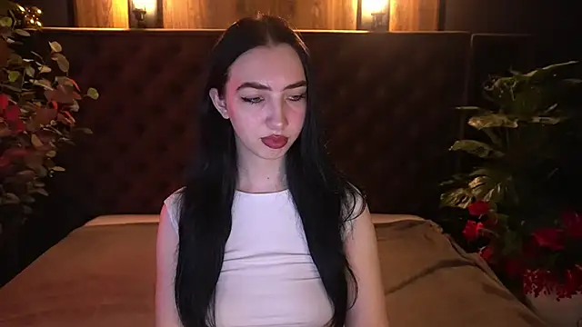 WildKittenX  online show from April 2026 05:46:01 AM