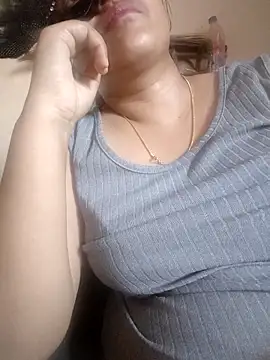 Snapshot of pallu_telgu_kannada chatting on February 2026 11:41:01 AM pallu telgu kannada online show from February 2026 11:41:01 AM