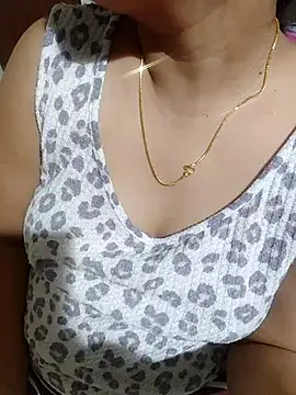 Snapshot of pallu_telgu_kannada chatting on February 2026 02:06:01 PM pallu telgu kannada online show from February 2026 02:06:01 PM