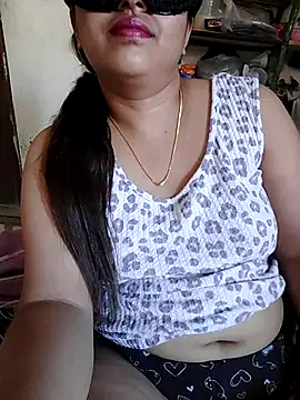 Snapshot of pallu_telgu_kannada chatting on February 2026 11:17:01 AM pallu telgu kannada online show from February 2026 11:17:01 AM