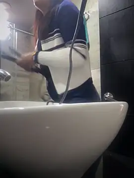 Mila LS online show from October 2025 01:12:02 PM