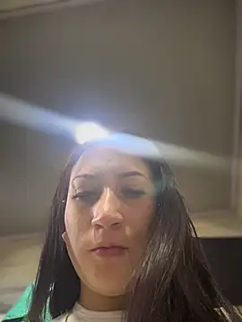 Mila LS online show from December 2025 12:59:02 PM