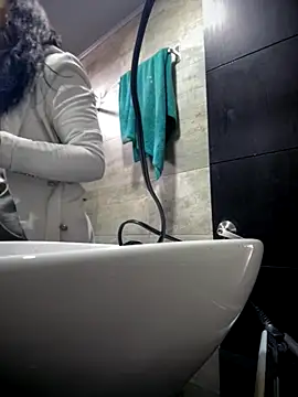 Mila LS online show from November 2025 12:54:02 PM