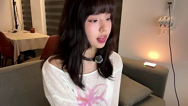 melana love online show from April 2026 11:57:01 AM