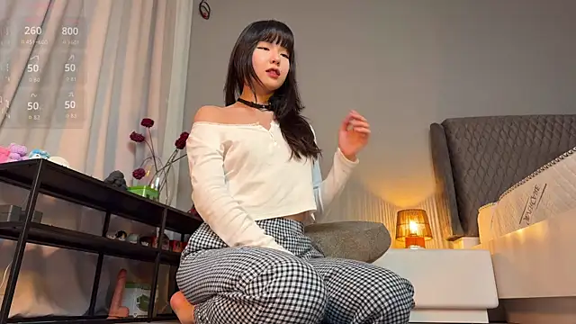 melana love online show from November 2025 01:37:01 PM