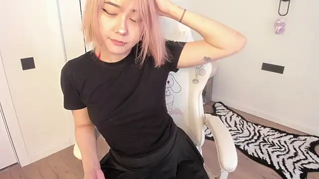 ka00ru chan online show from June 2026 12:11:02 PM