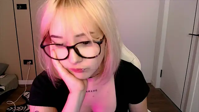 ka00ru chan online show from July 2026 01:23:02 PM