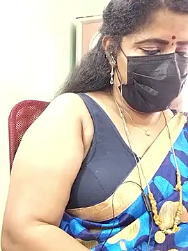 Snapshot of abinaya26 chatting on September 2025 06:29:02 AM abinaya26 online show from September 2025 06:29:02 AM