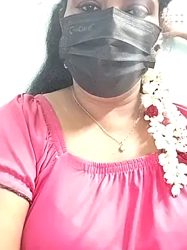 Snapshot of abinaya26 chatting on October 2025 07:18:01 PM abinaya26 online show from October 2025 07:18:01 PM
