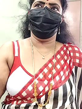 Snapshot of abinaya26 chatting on September 2025 06:05:01 AM abinaya26 online show from September 2025 06:05:01 AM