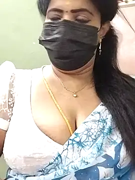 Snapshot of abinaya26 chatting on May 2026 06:36:01 PM abinaya26 online show from May 2026 06:36:01 PM