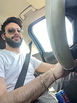 YJeromZCoxk online show from March 2025 11:34:02 AM