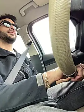 YJeromZCoxk online show from March 2025 10:39:02 AM