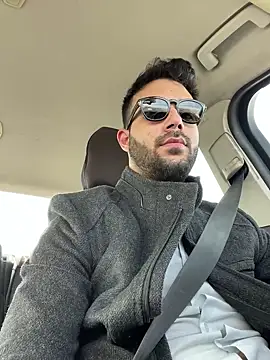 YJeromZCoxk online show from March 2025 07:47:01 AM