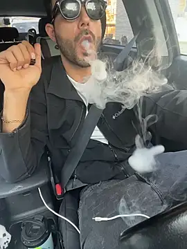 YJeromZCoxk online show from December 2025 02:00:02 PM