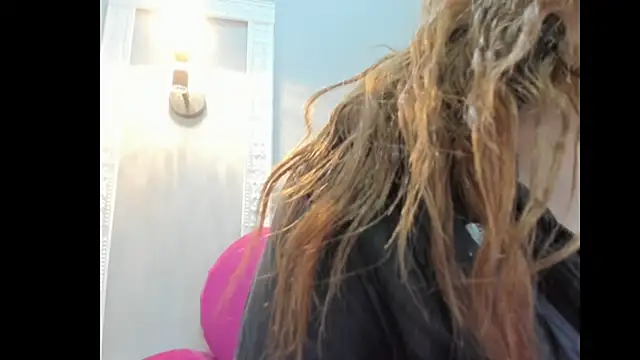 Bonniie 22 online show from January 2026 03:07:01 PM