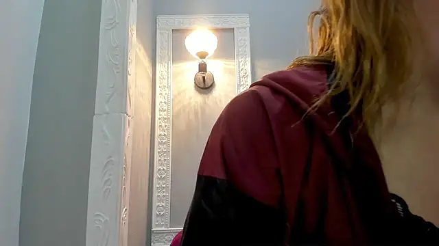 Bonniie 22 online show from February 2026 08:38:01 PM