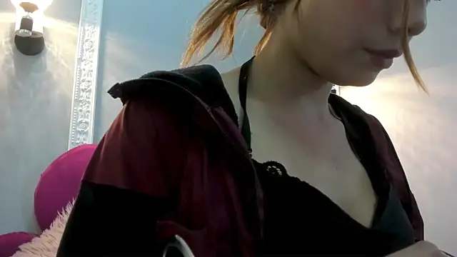 Bonniie 22 online show from March 2026 08:13:01 PM