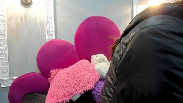 Bonniie 22 online show from February 2026 07:22:01 PM