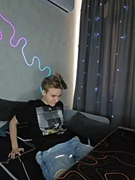 Jean Wilsons online show from March 2026 11:27:02 AM