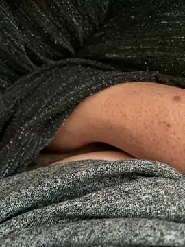 Snapshot of littletoy64 chatting on February 2025 07:41:01 AM littletoy64 online show from February 2025 07:41:01 AM