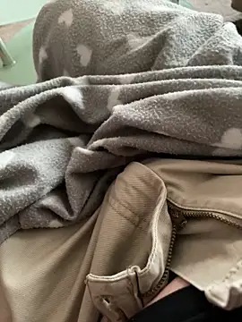 Snapshot of littletoy64 chatting on February 2025 04:20:02 PM littletoy64 online show from February 2025 04:20:02 PM