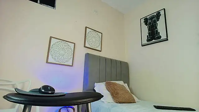 mary cute9 online show from February 2026 12:05:01 PM