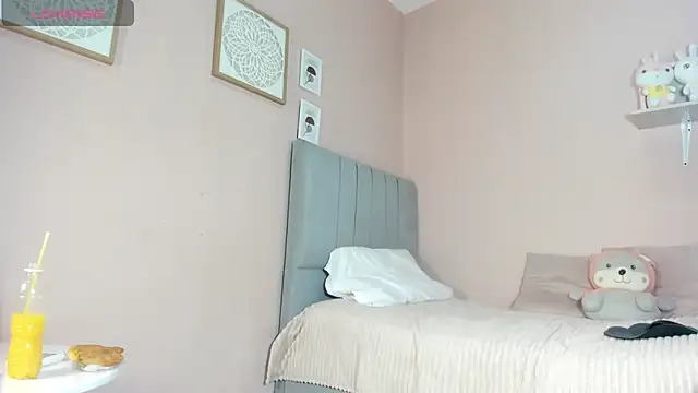 mary cute9 online show from November 2025 12:26:01 PM