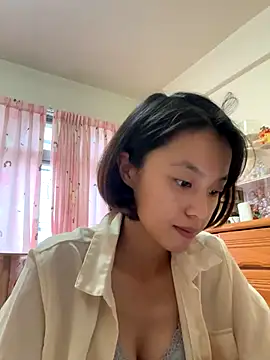 ladypaggy online show from November 2025 05:11:01 AM