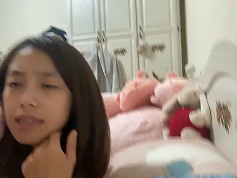 ladypaggy online show from March 2025 04:22:01 PM