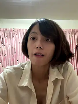 ladypaggy online show from October 2025 03:48:01 PM