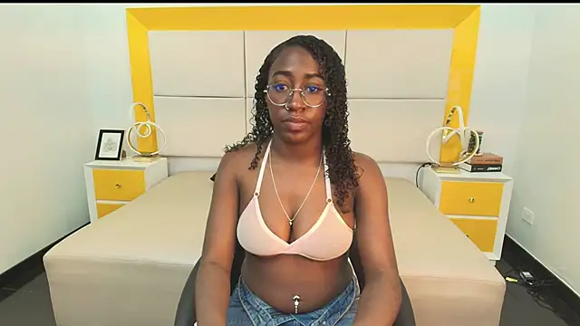 Qeen blackk online show from December 2025 08:34:02 PM