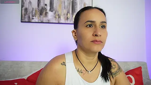 Snapshot of Sara_Charmy chatting on November 2025 08:50:01 AM Sara Charmy online show from November 2025 08:50:01 AM