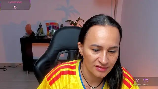 Snapshot of Sara_Charmy chatting on July 2026 11:06:02 AM Sara Charmy online show from July 2026 11:06:02 AM