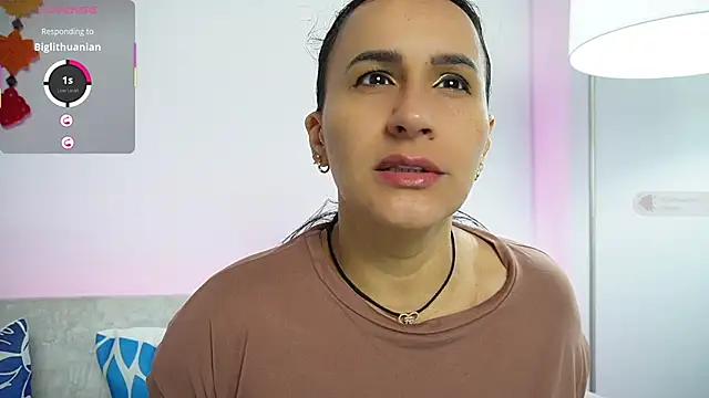 Snapshot of Sara_Charmy chatting on February 2026 10:59:01 AM Sara Charmy online show from February 2026 10:59:01 AM