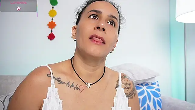 Snapshot of Sara_Charmy chatting on February 2026 10:59:02 AM Sara Charmy online show from February 2026 10:59:02 AM