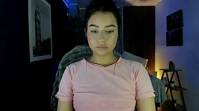 Snapshot of i_sabella_25 chatting on March 2026 07:42:02 AM i sabella 25 online show from March 2026 07:42:02 AM