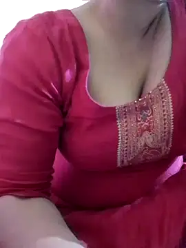 Snapshot of Lovely_simmi- chatting on March 2025 01:36:01 PM Lovely simmi- online show from March 2025 01:36:01 PM