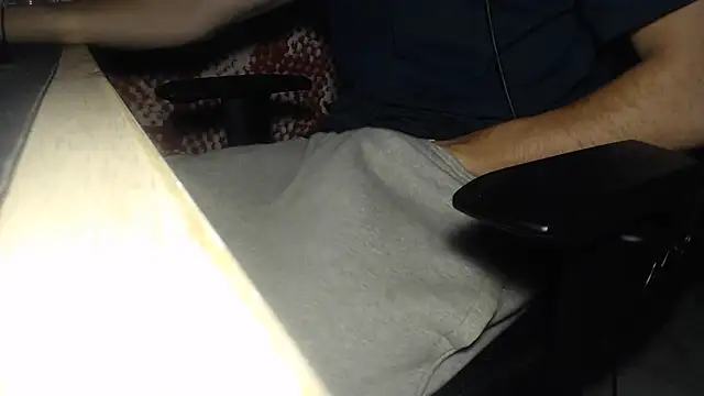 GreekDaddyNickOfficial online show from September 2025 09:39:01 PM