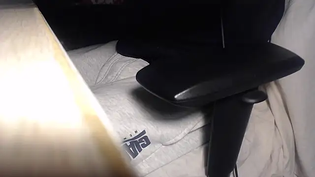 GreekDaddyNickOfficial online show from October 2025 06:08:01 PM